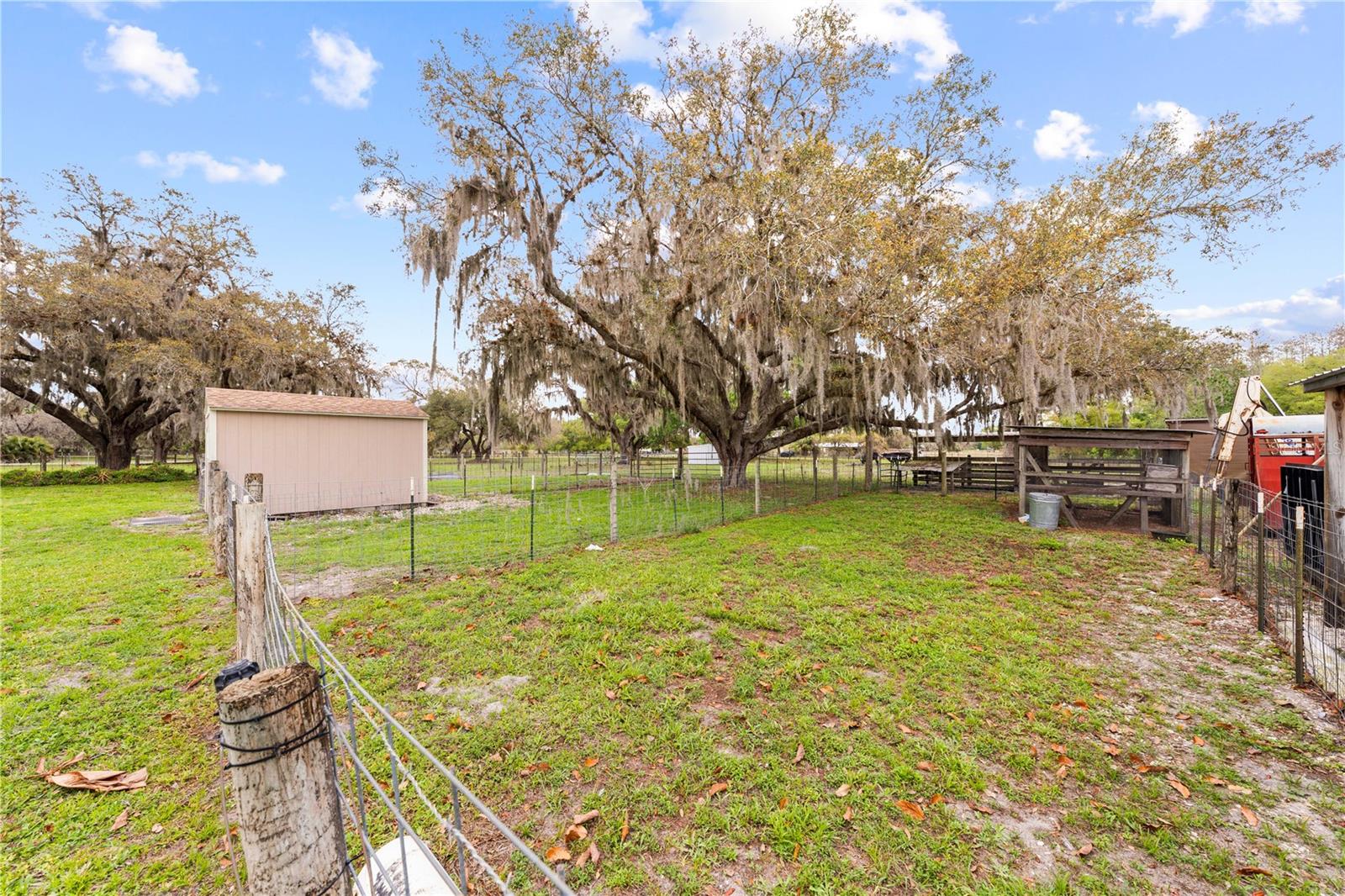 ACREAGE & UNREC - Residential