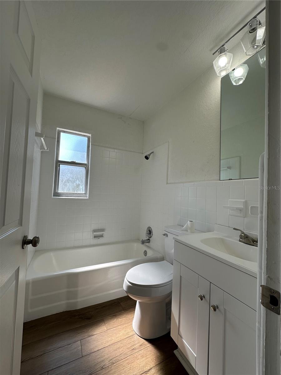 INWOOD - Residential Lease