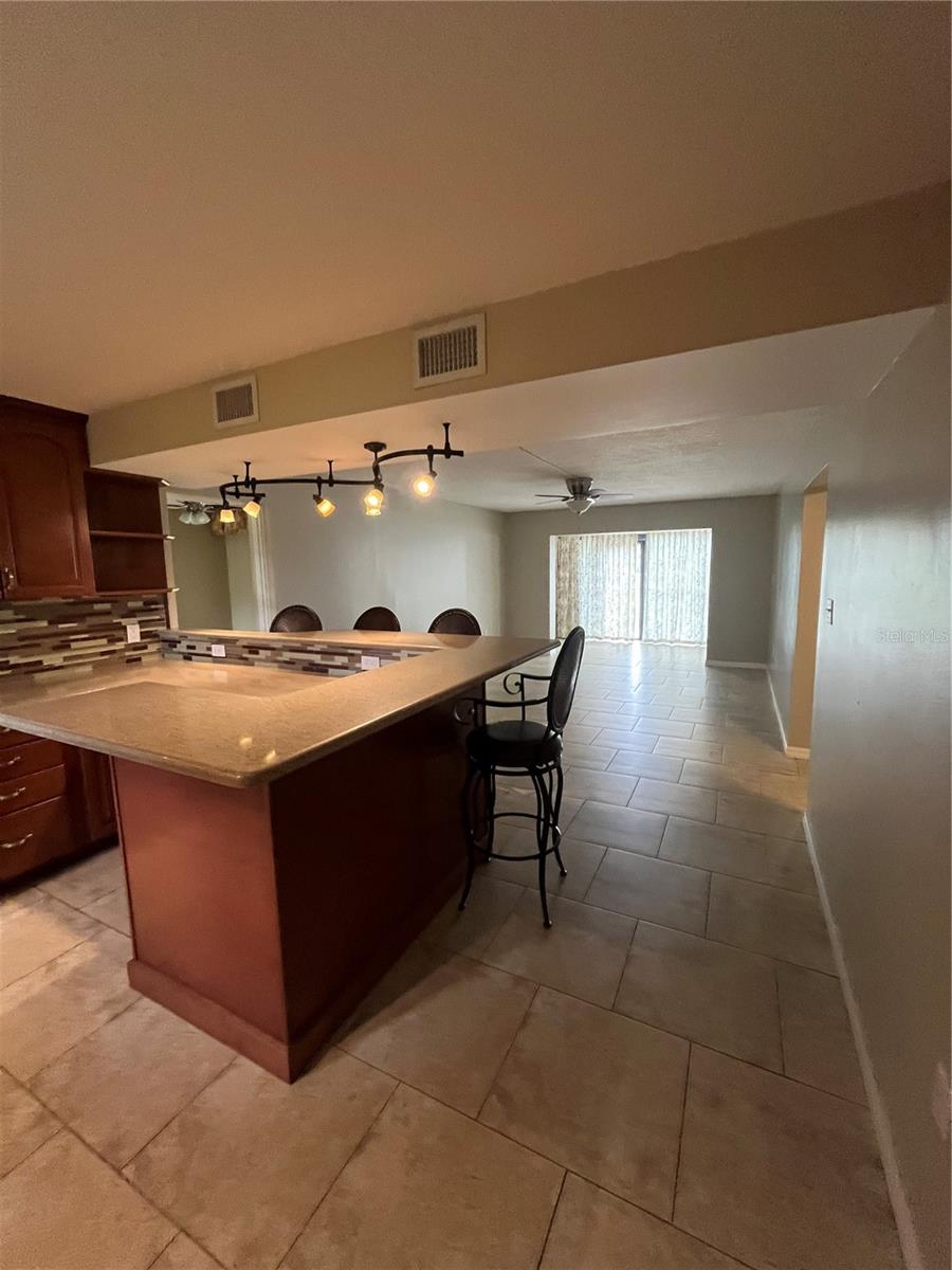 BAYWOOD NORTHWEST CONDO - Residential Lease
