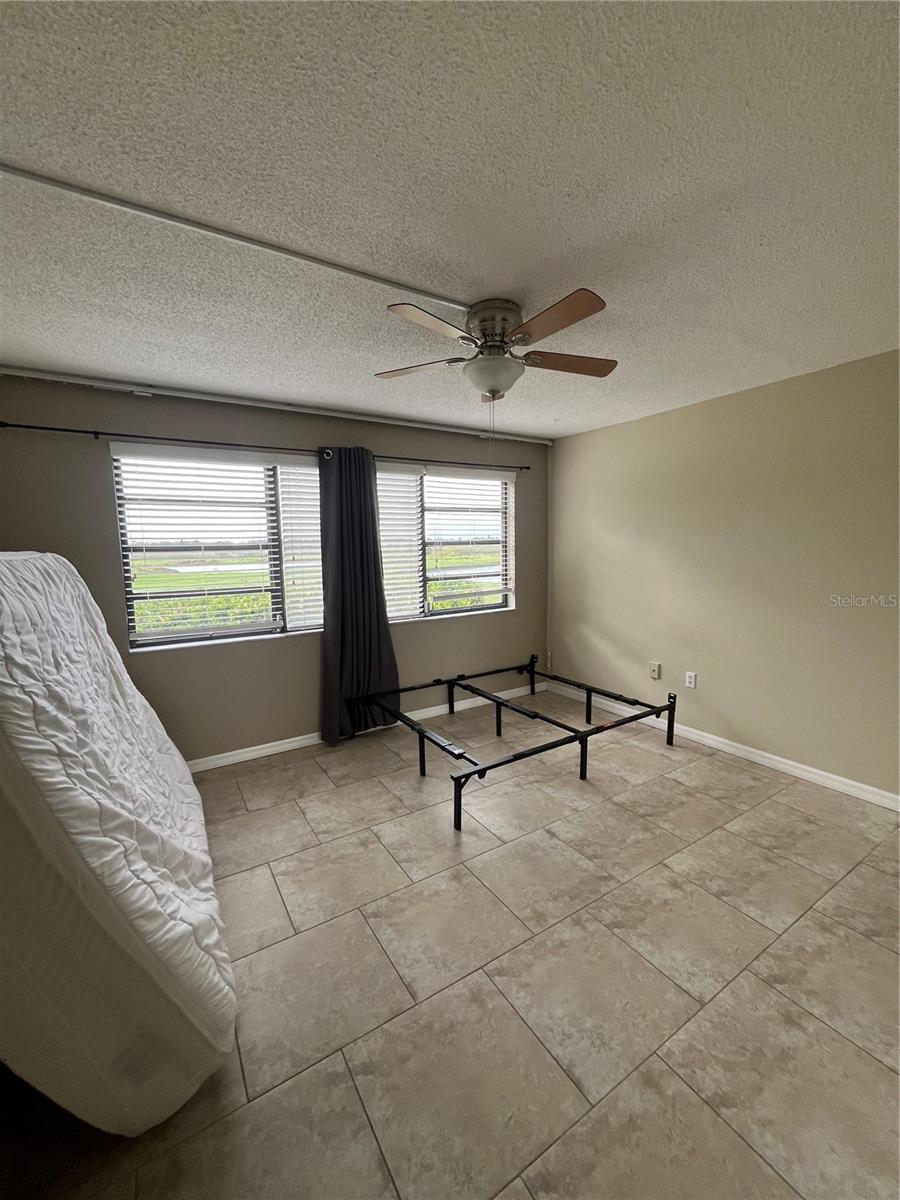 BAYWOOD NORTHWEST CONDO - Residential Lease