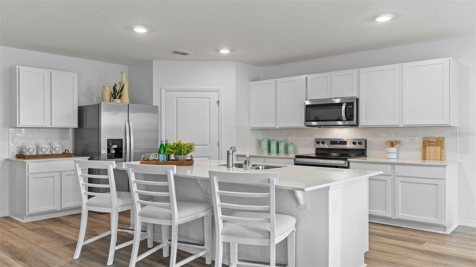 FOUNTAIN VIEW - Residential