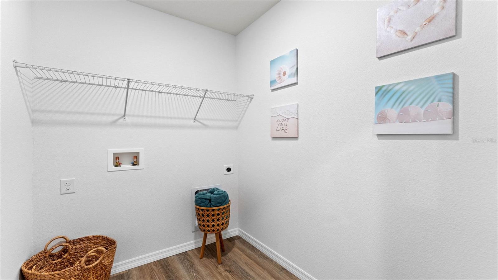 FOUNTAIN VIEW - Residential