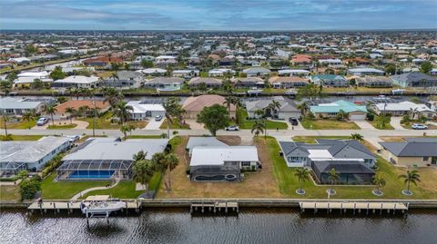 A home in PUNTA GORDA