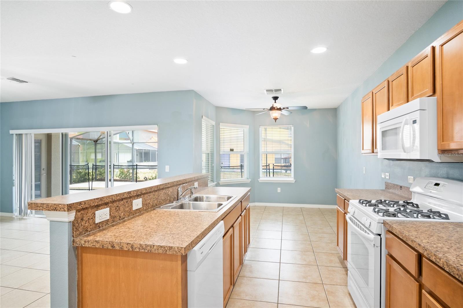 AVIANA - Residential
