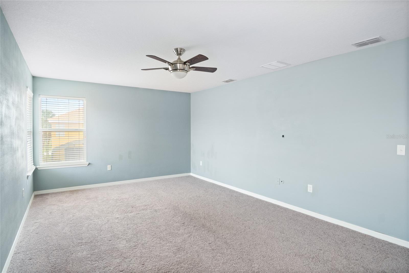 AVIANA - Residential