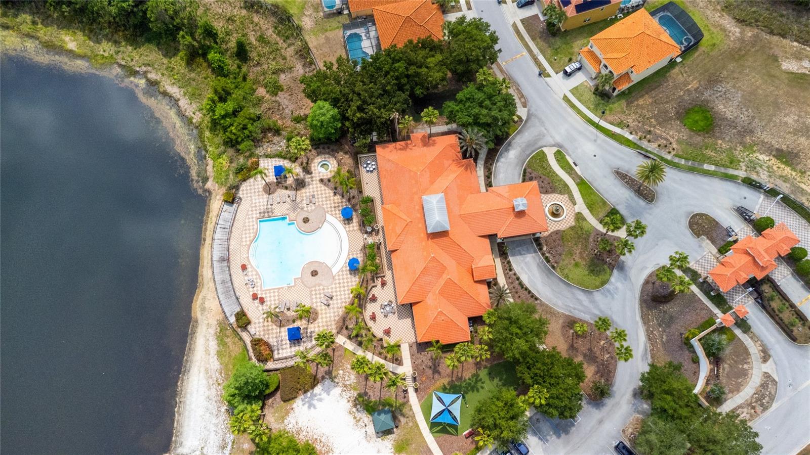 AVIANA - Residential