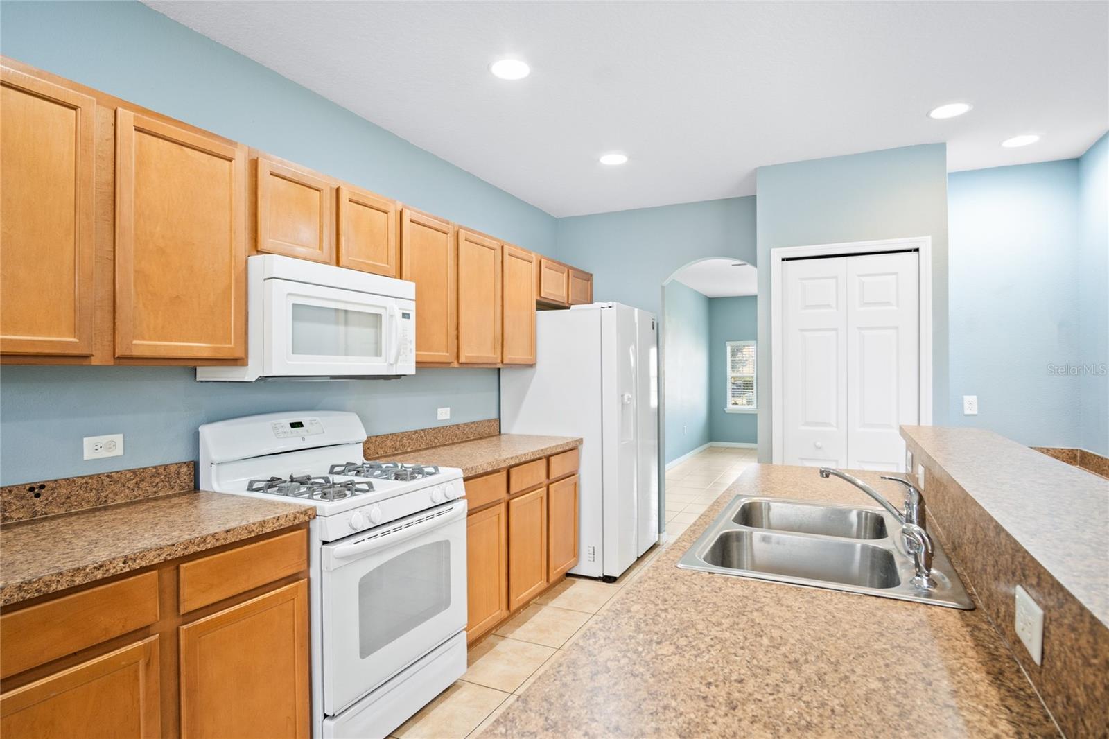 AVIANA - Residential