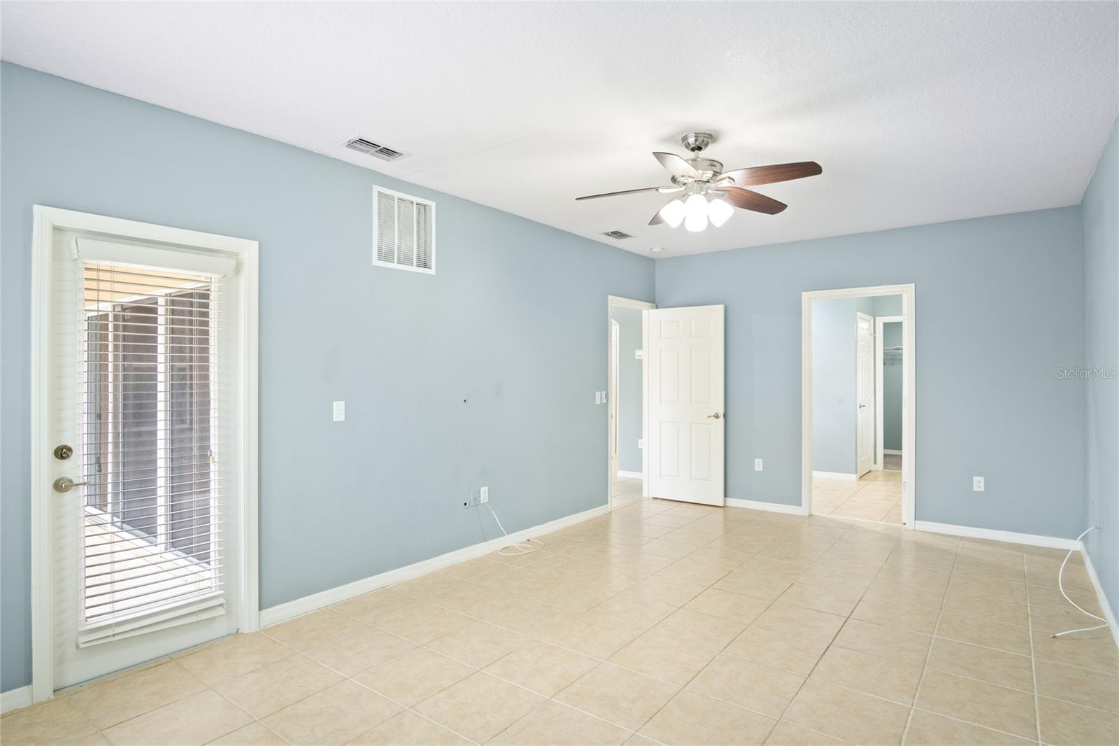 AVIANA - Residential
