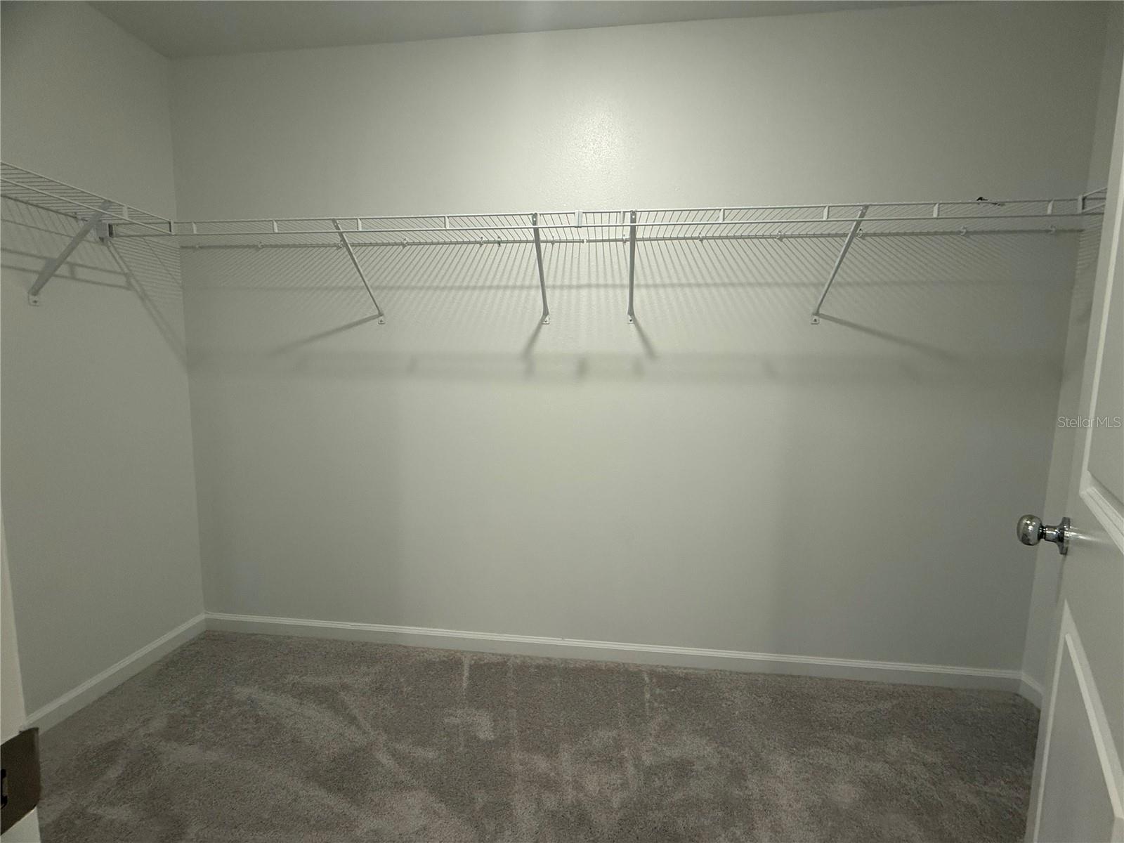 HUNT CLUB AT LAKE WALES PHASE 1 - Residential Lease