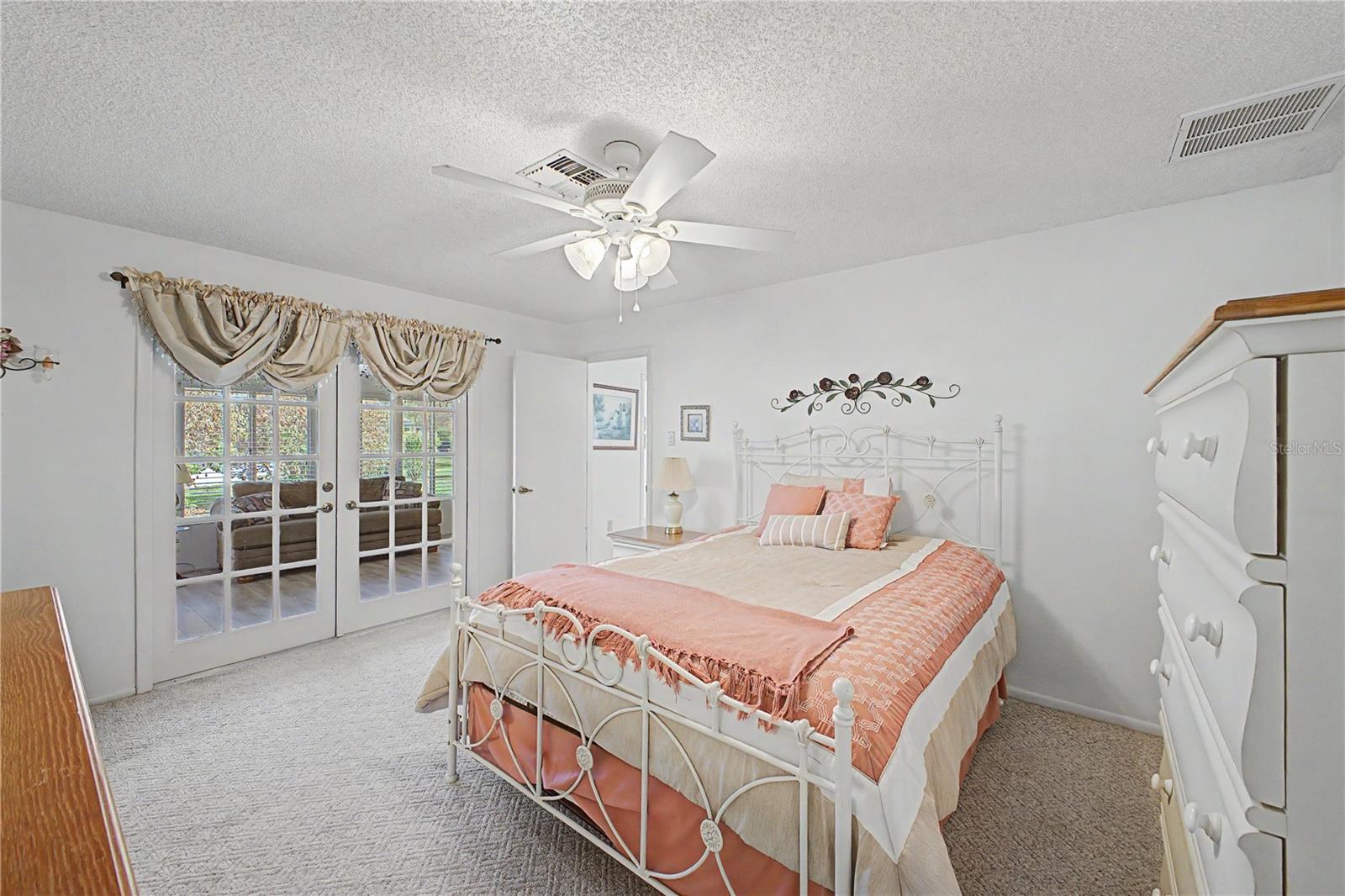 TIMBER PINES - Residential