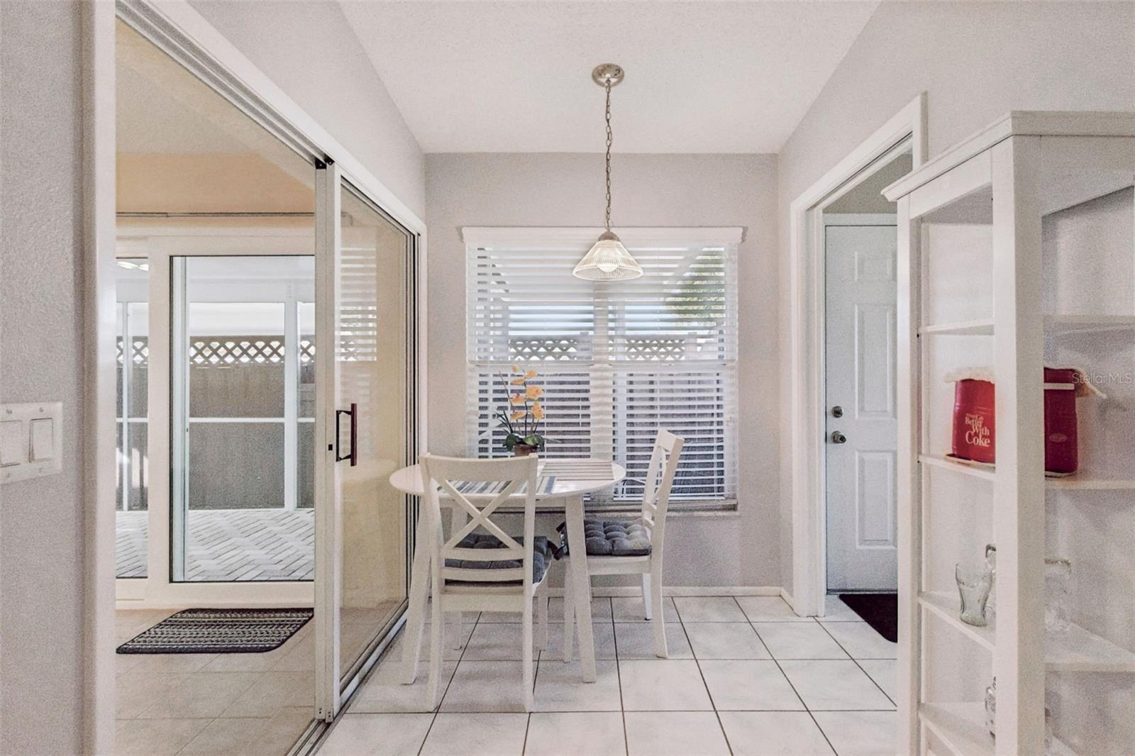 COUNTRY VILLAGE - Residential