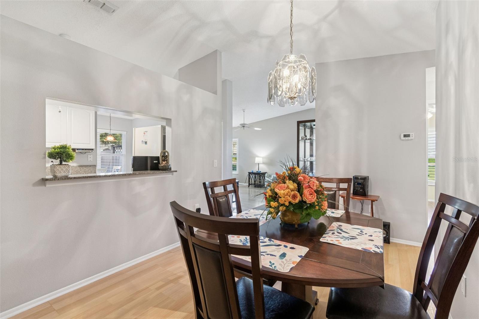 COUNTRY VILLAGE - Residential