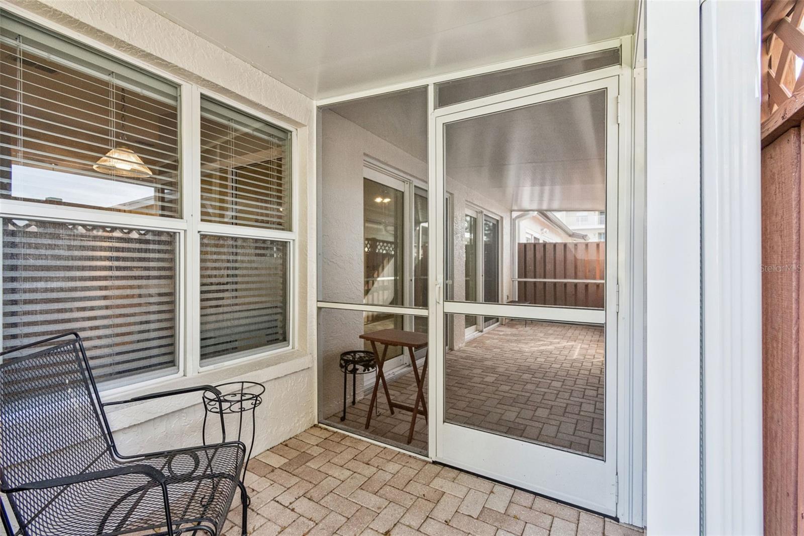 COUNTRY VILLAGE - Residential