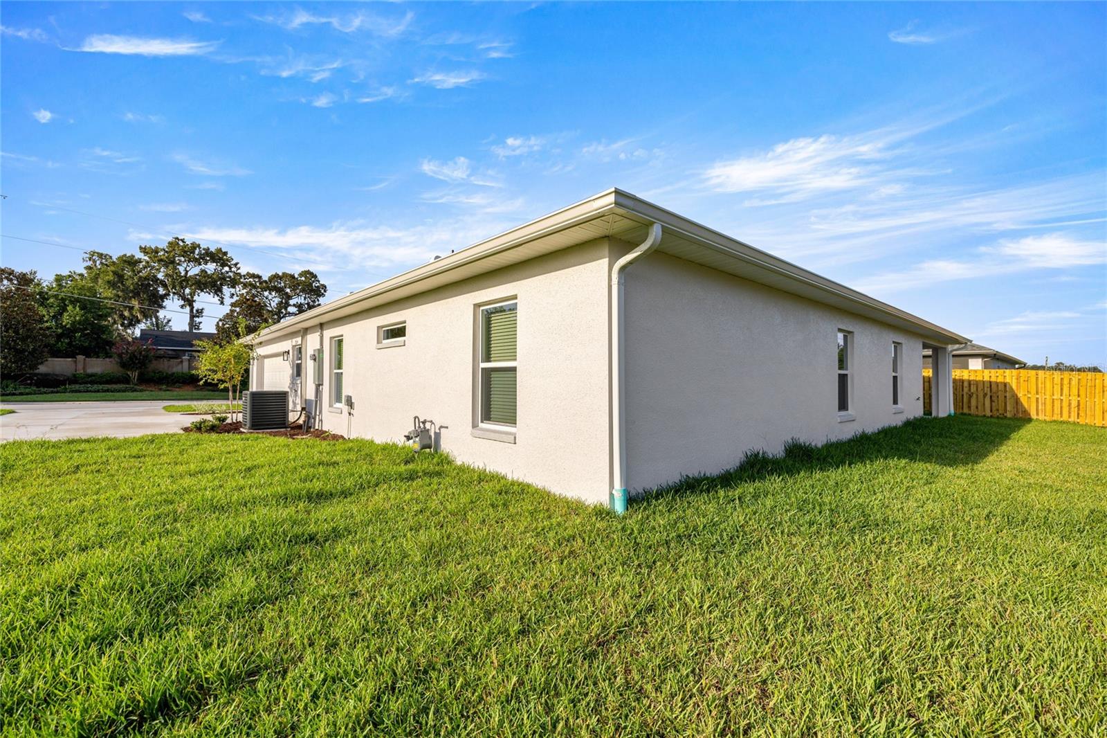 HUNTERS RDG - Residential