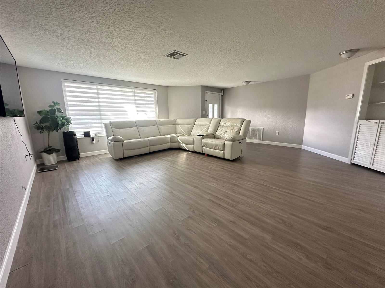 PARKWOOD ACRES - Residential