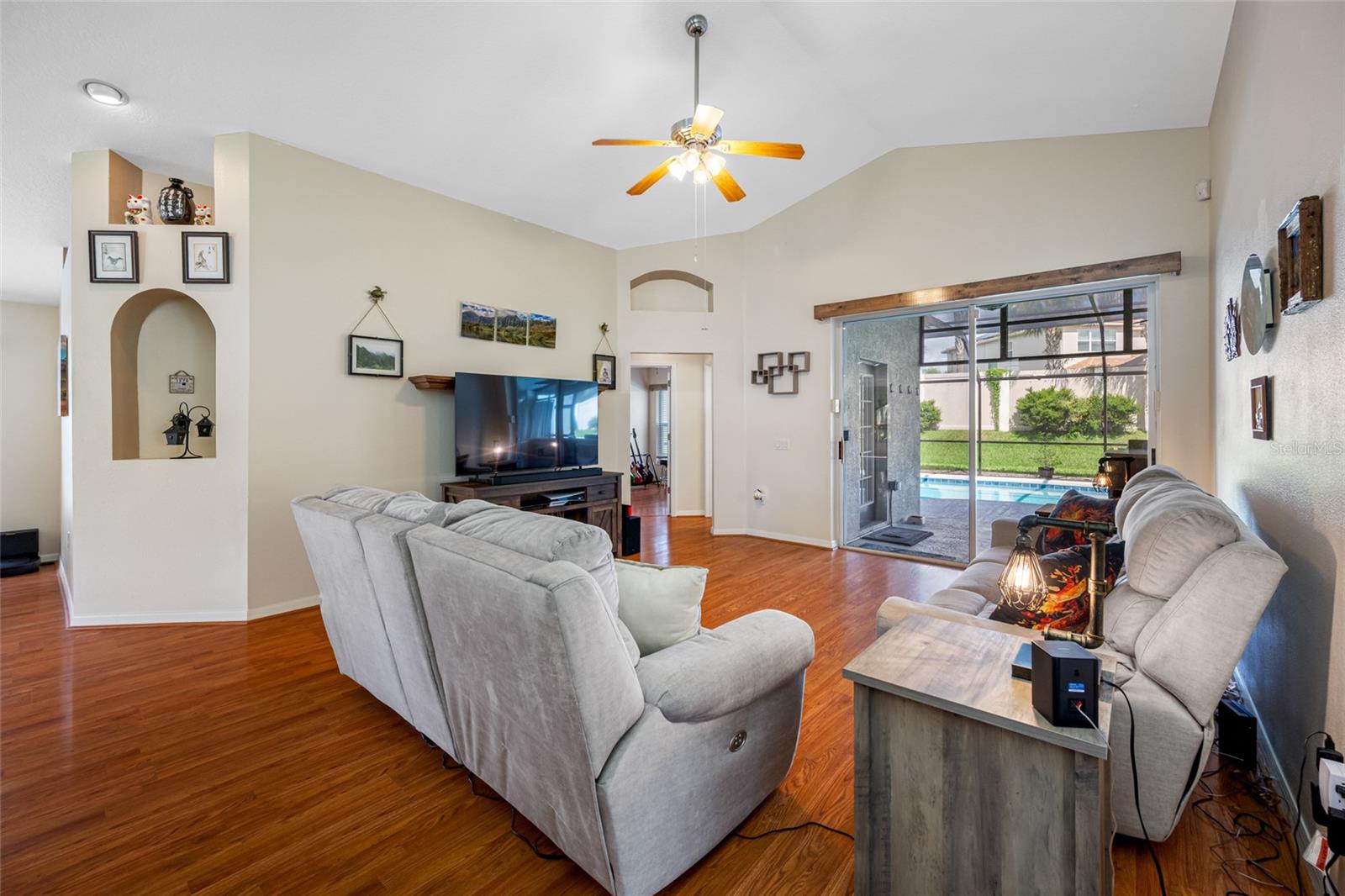 MEADOW POINTE PRCL 17 - Residential