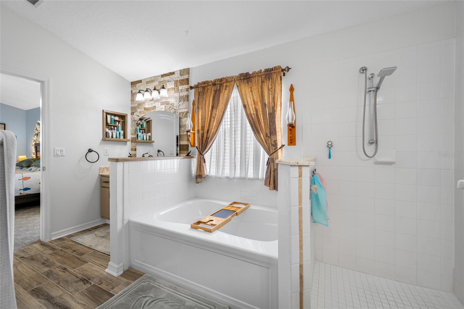 MEADOW POINTE PRCL 17 - Residential