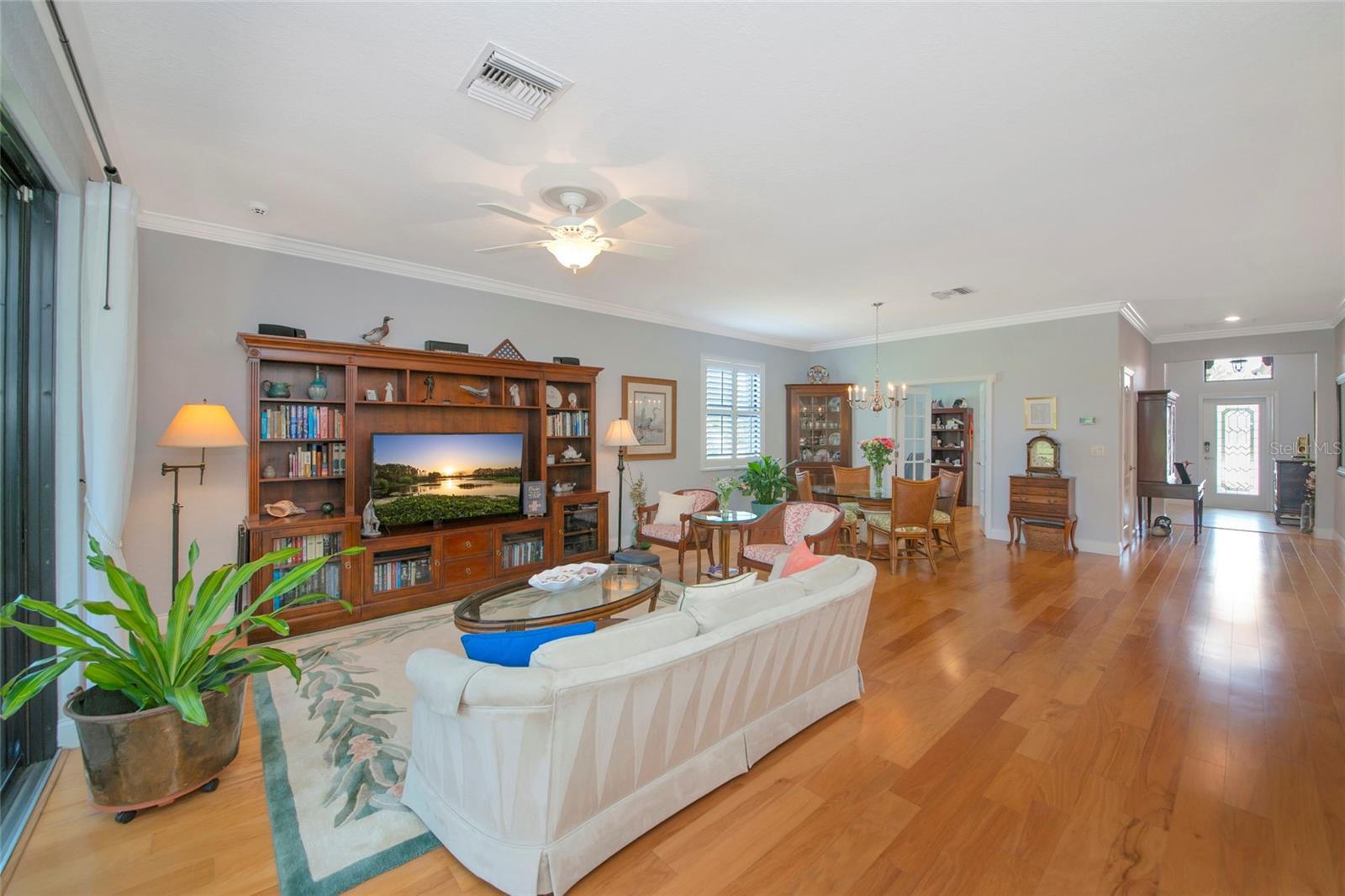 RIVER STRAND - Residential