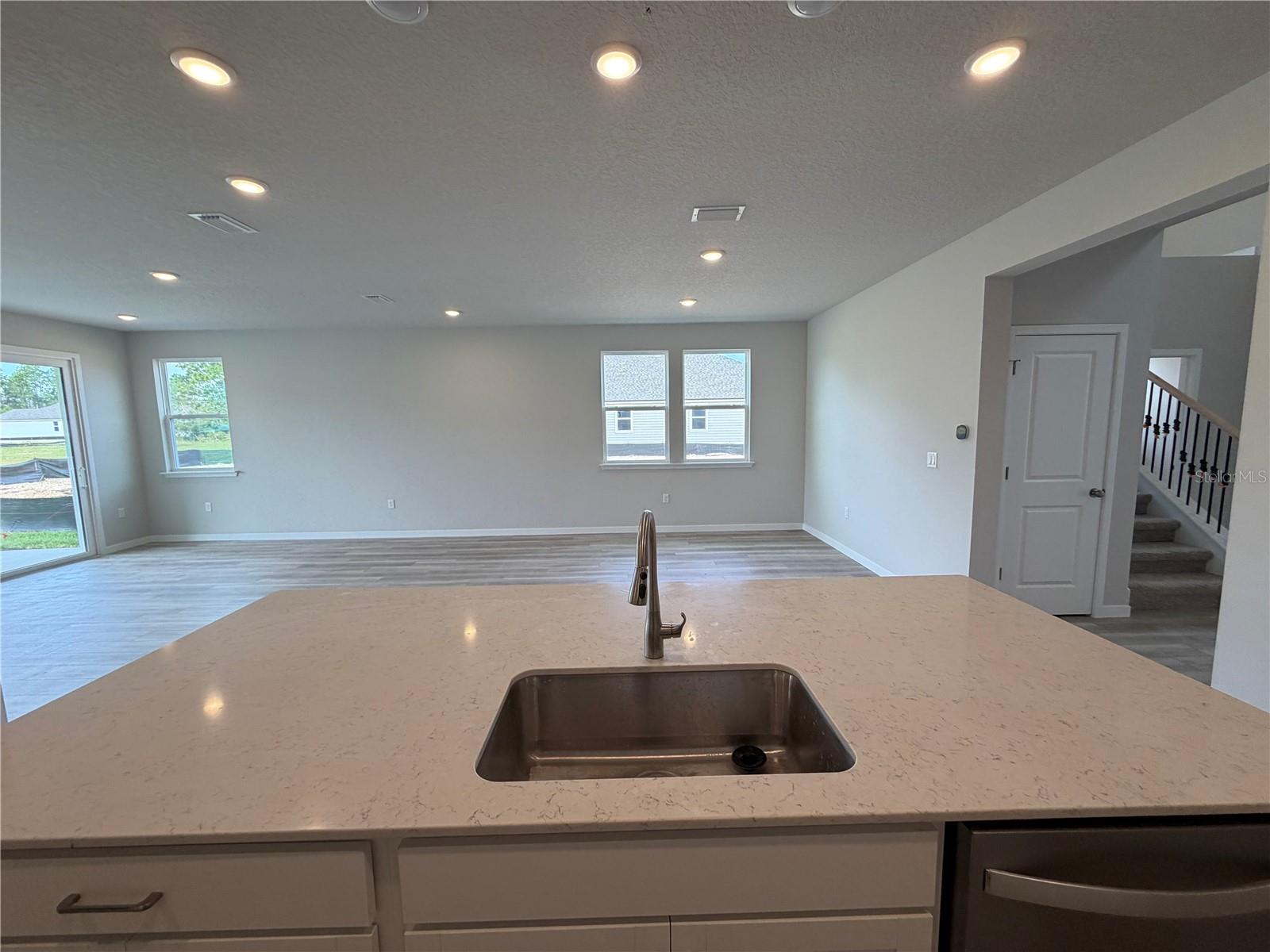 RESERVE EAST - Residential