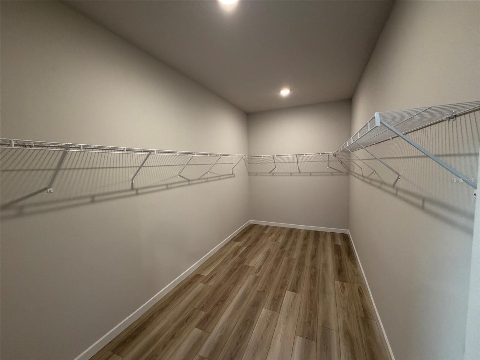 RESERVE EAST - Residential