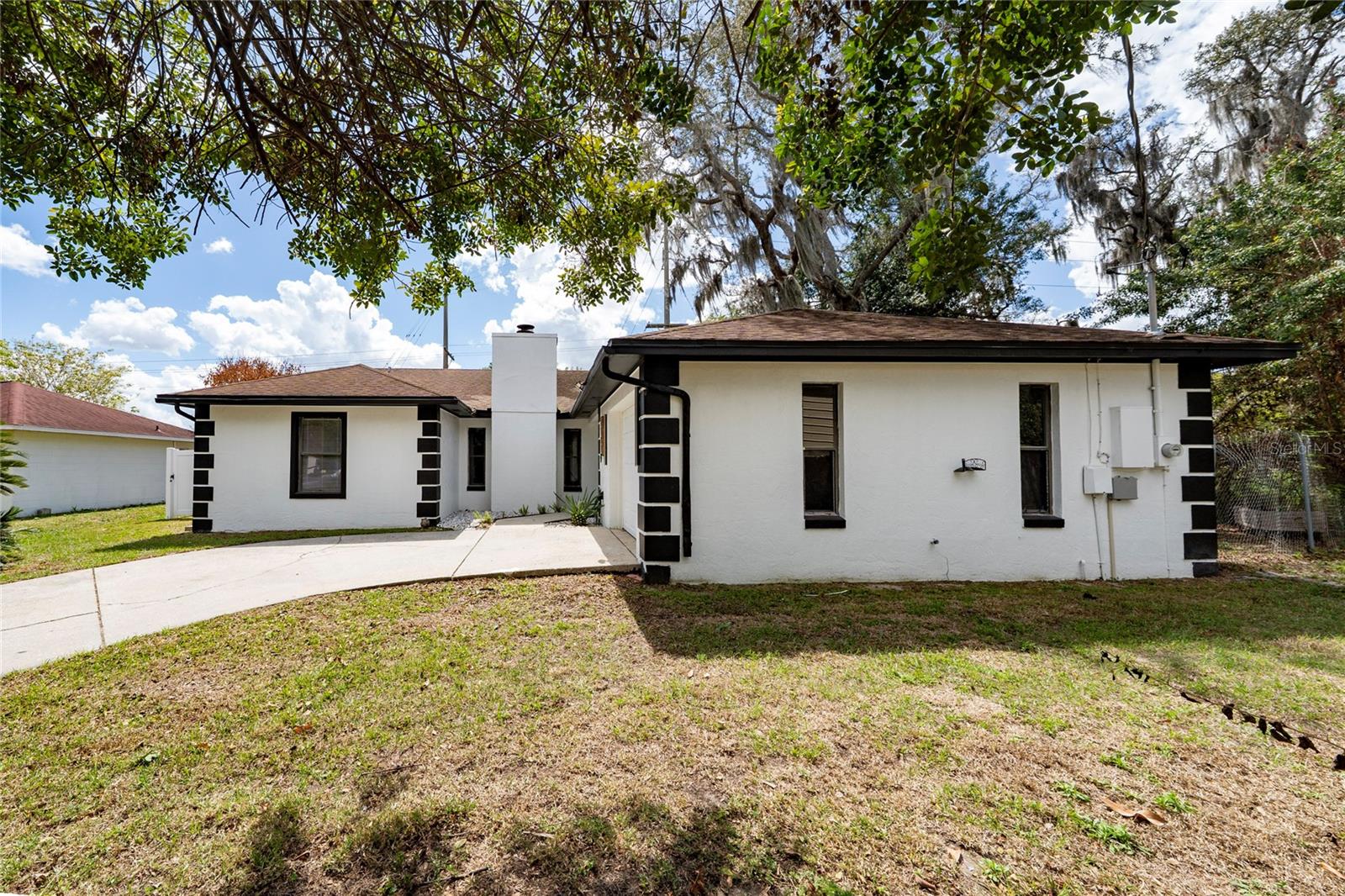 1727 SANDALWOOD CIRCLE SW