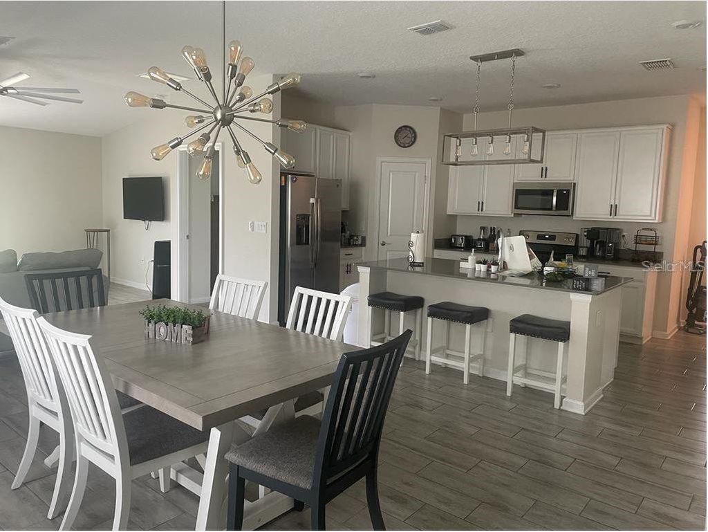 Photo of 725 Peg Court, Saint Cloud, FL 34772 (MLS # S5147507)