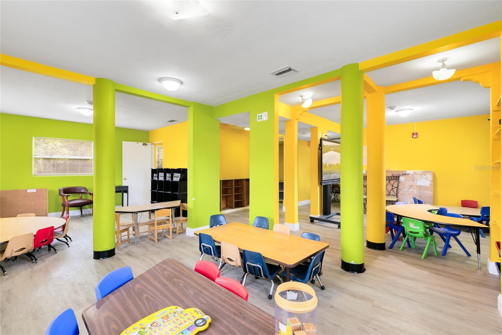 MONTOVALLO - Commercial Sale