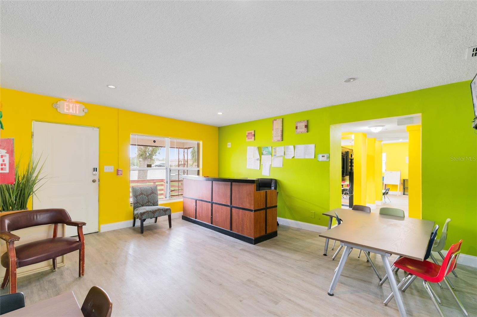 MONTOVALLO - Commercial Sale