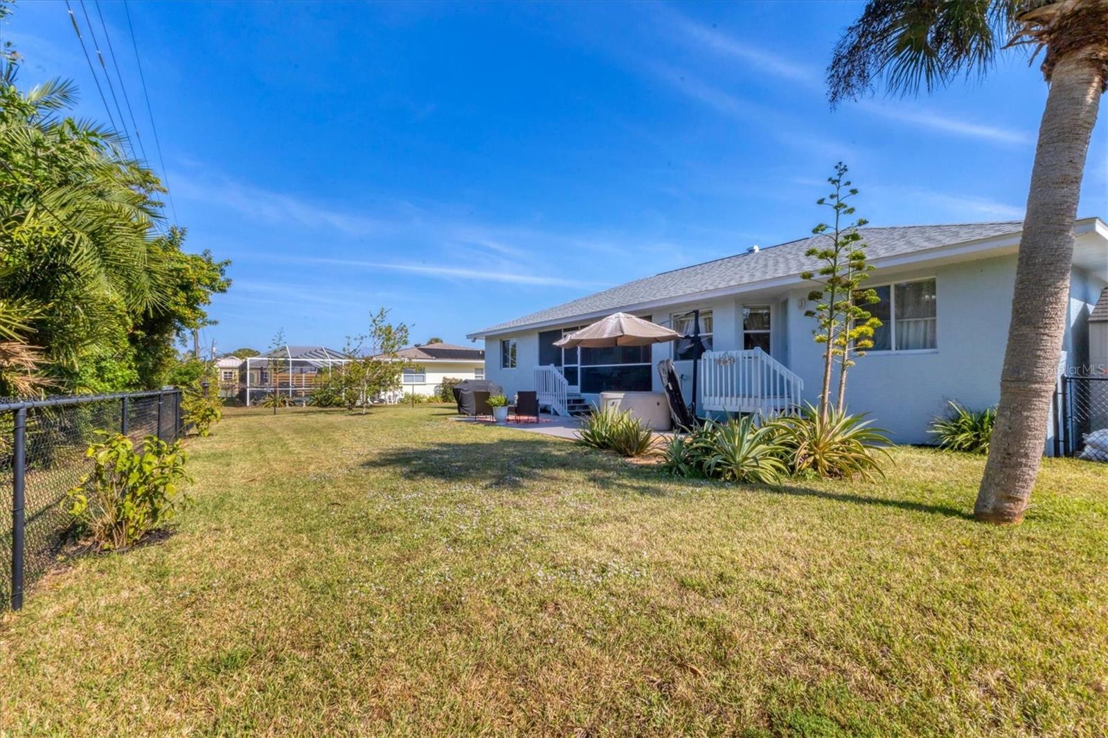 BREEZEWOOD MANOR - Residential