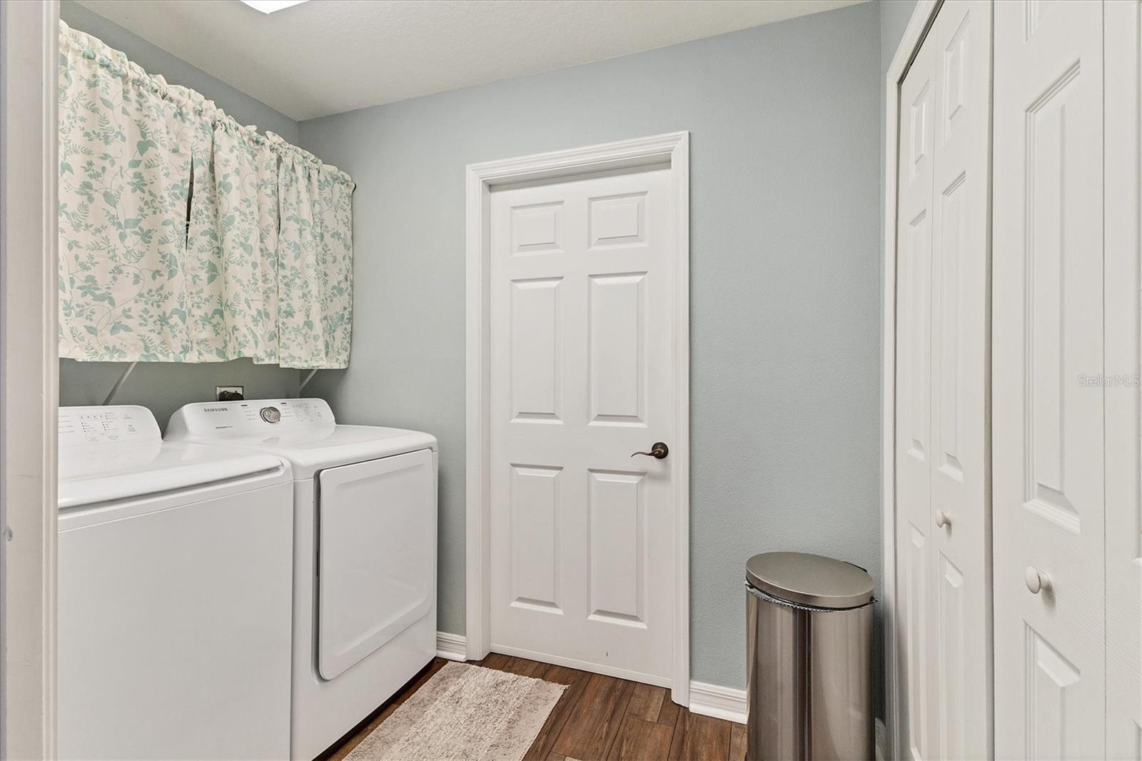 BREEZEWOOD MANOR - Residential