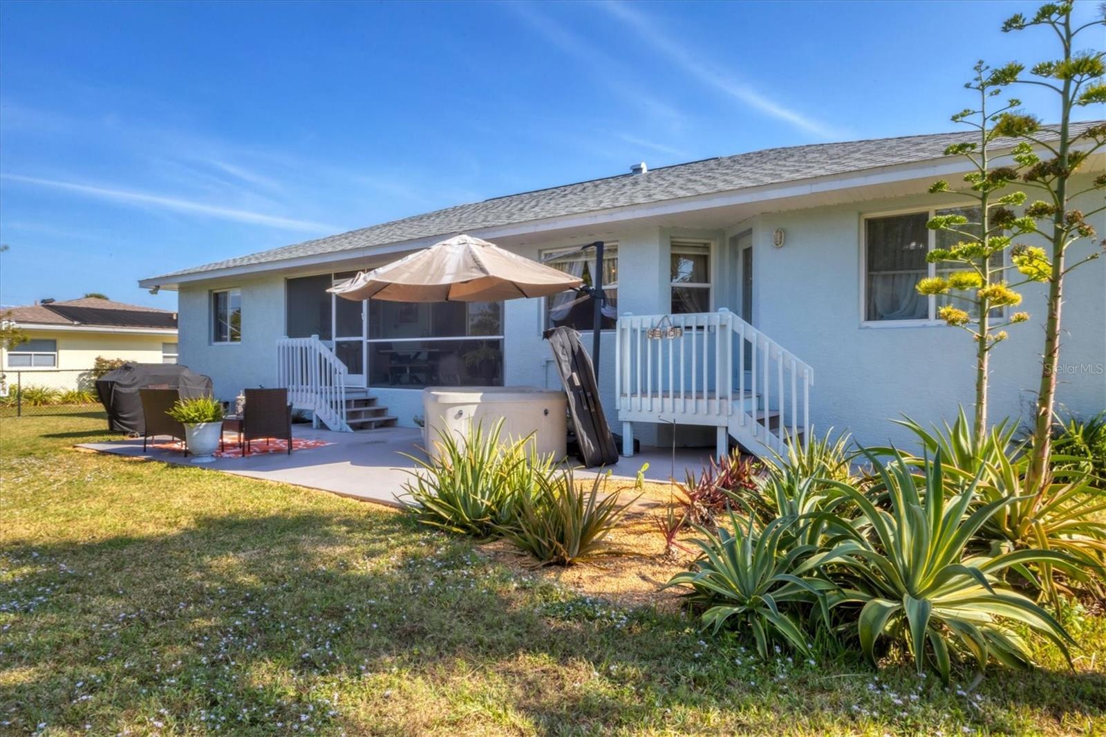 BREEZEWOOD MANOR - Residential