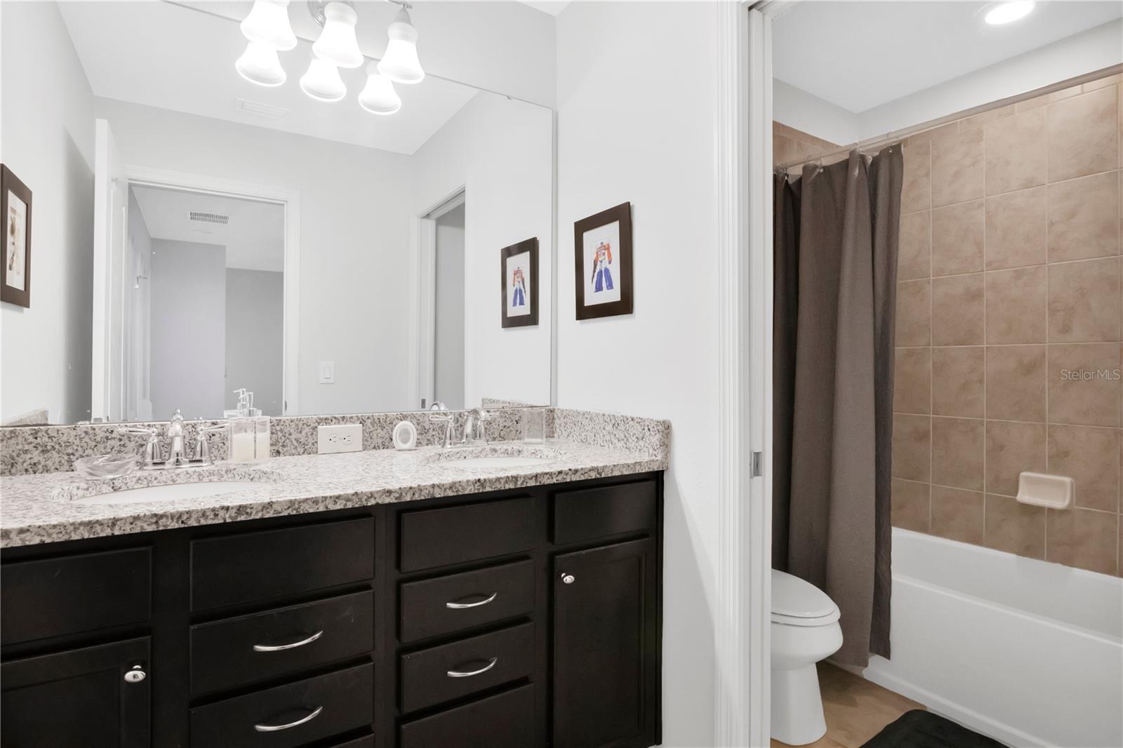 WINDSOR AT WESTSIDE PH 2B - Residential