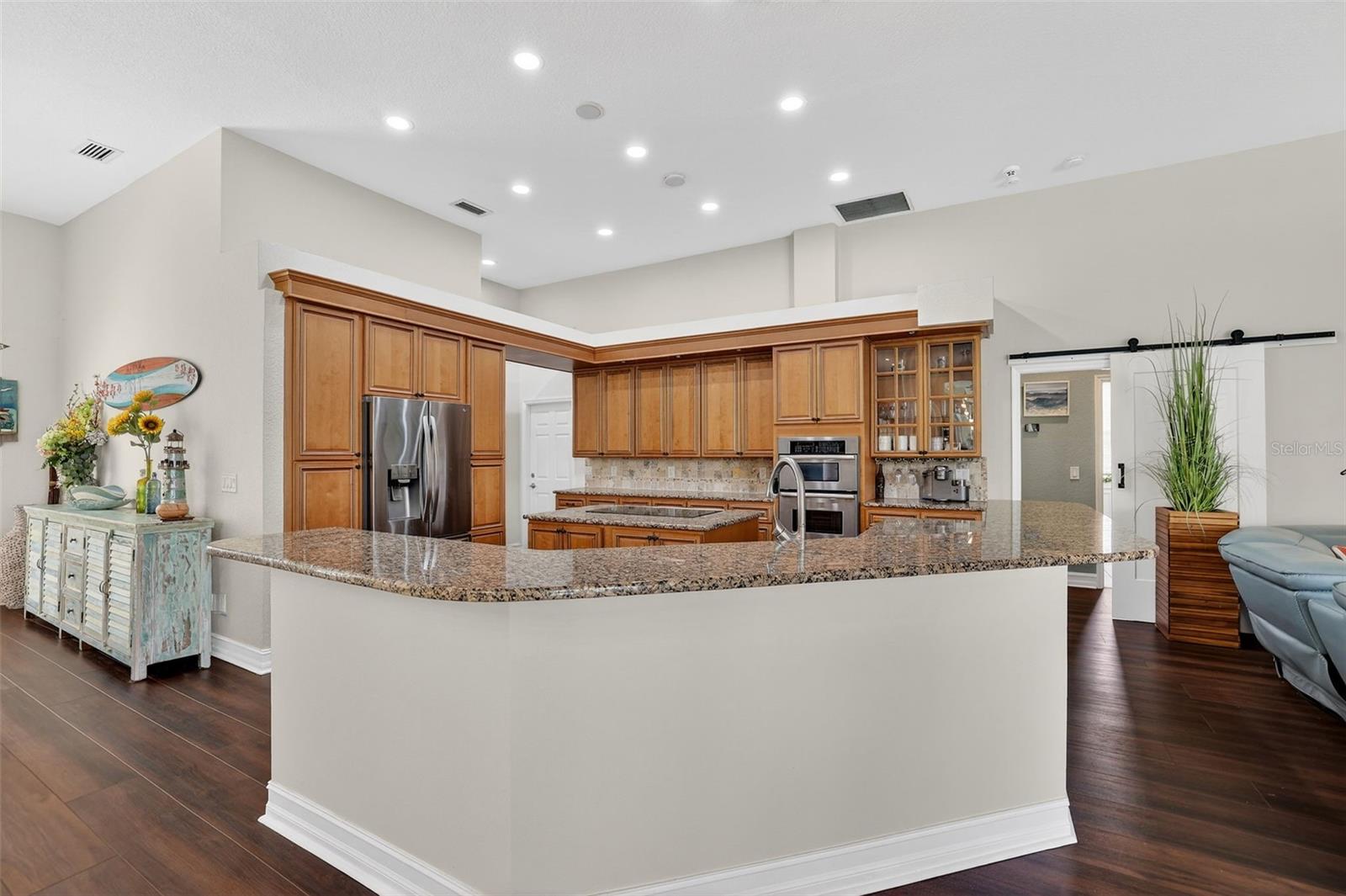 PELICAN BAY ESTATES AT SKIMMER POINT PH I - Residential