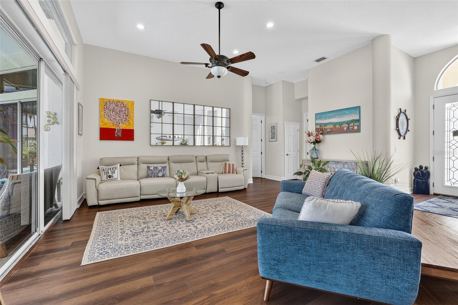 PELICAN BAY ESTATES AT SKIMMER POINT PH I - Residential