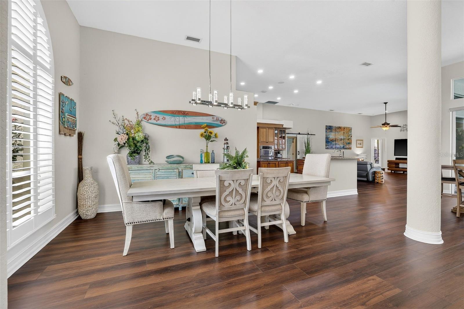 PELICAN BAY ESTATES AT SKIMMER POINT PH I - Residential