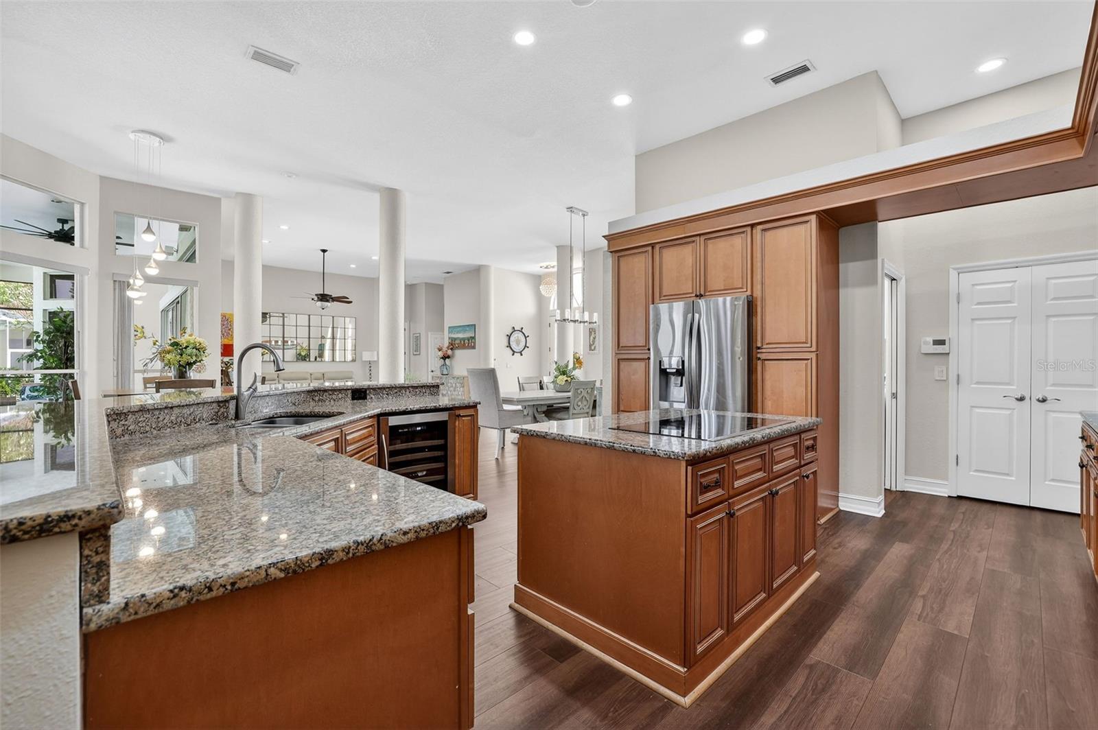 PELICAN BAY ESTATES AT SKIMMER POINT PH I - Residential