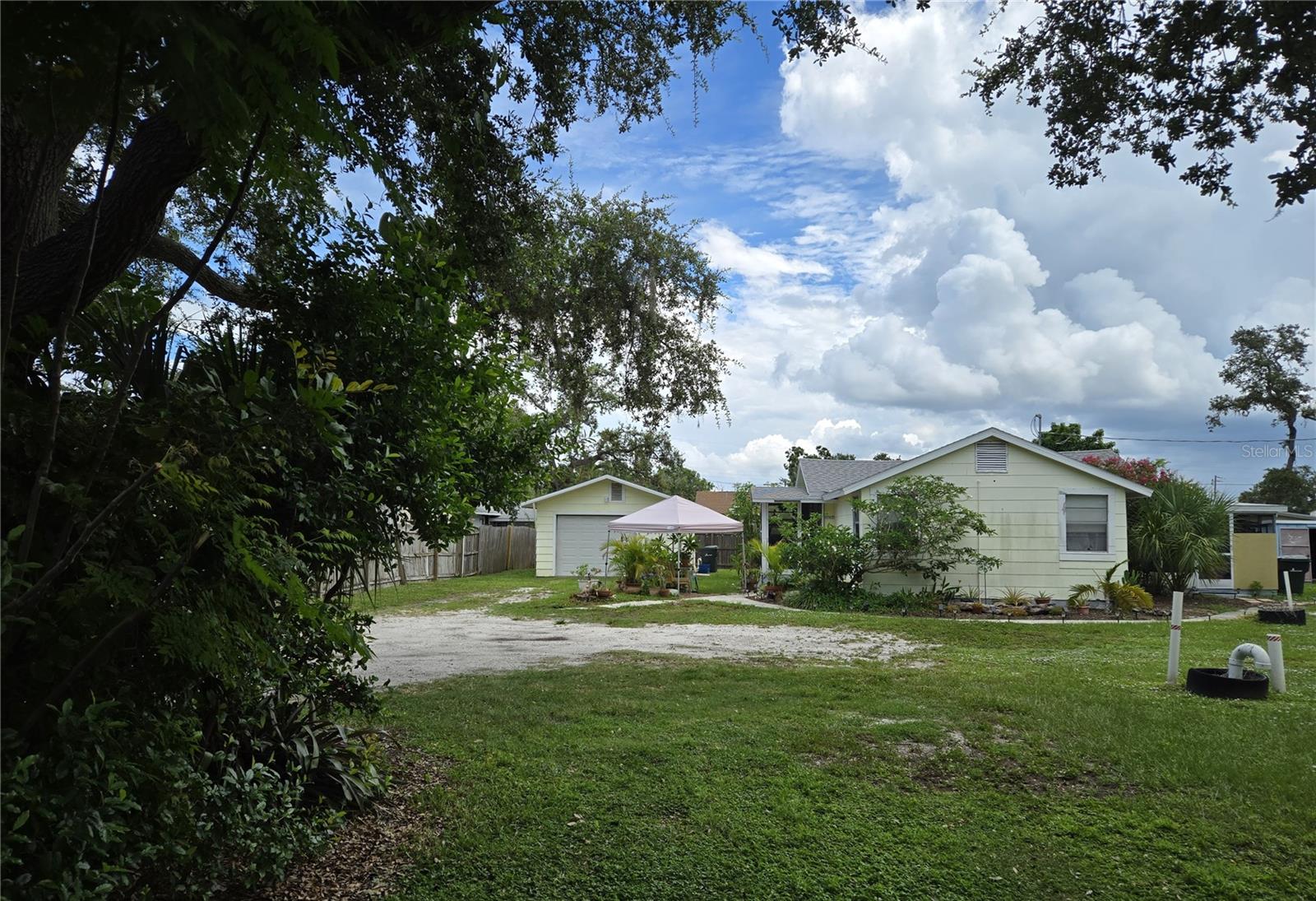 PLEASE DO NOT APPROACH PROPERTY UNACCOMPANIED BY OWNER. Contact Owner/Agent for appointment. 941-302-3600