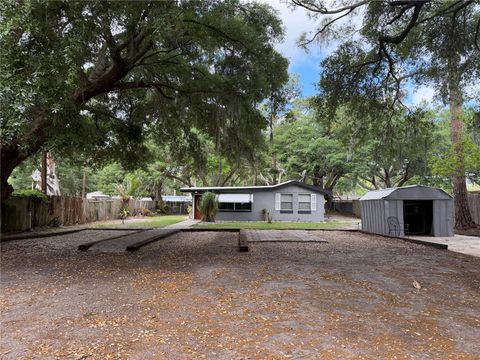Photo of 1257 Lynchburg Road, Lake Alfred, FL 33850 (MLS # P4938321)
