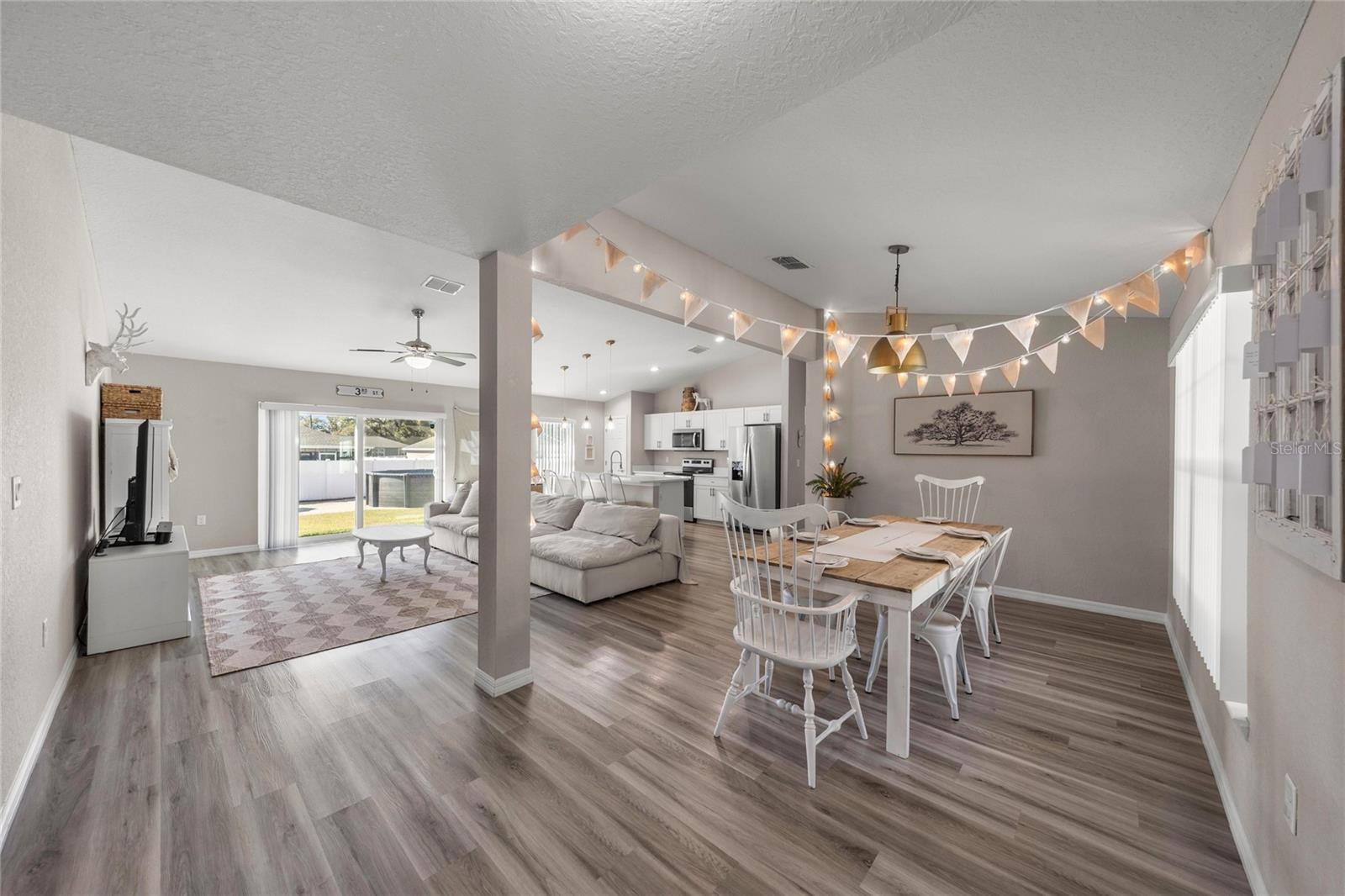 DUNNELLON OAKS SUB - Residential