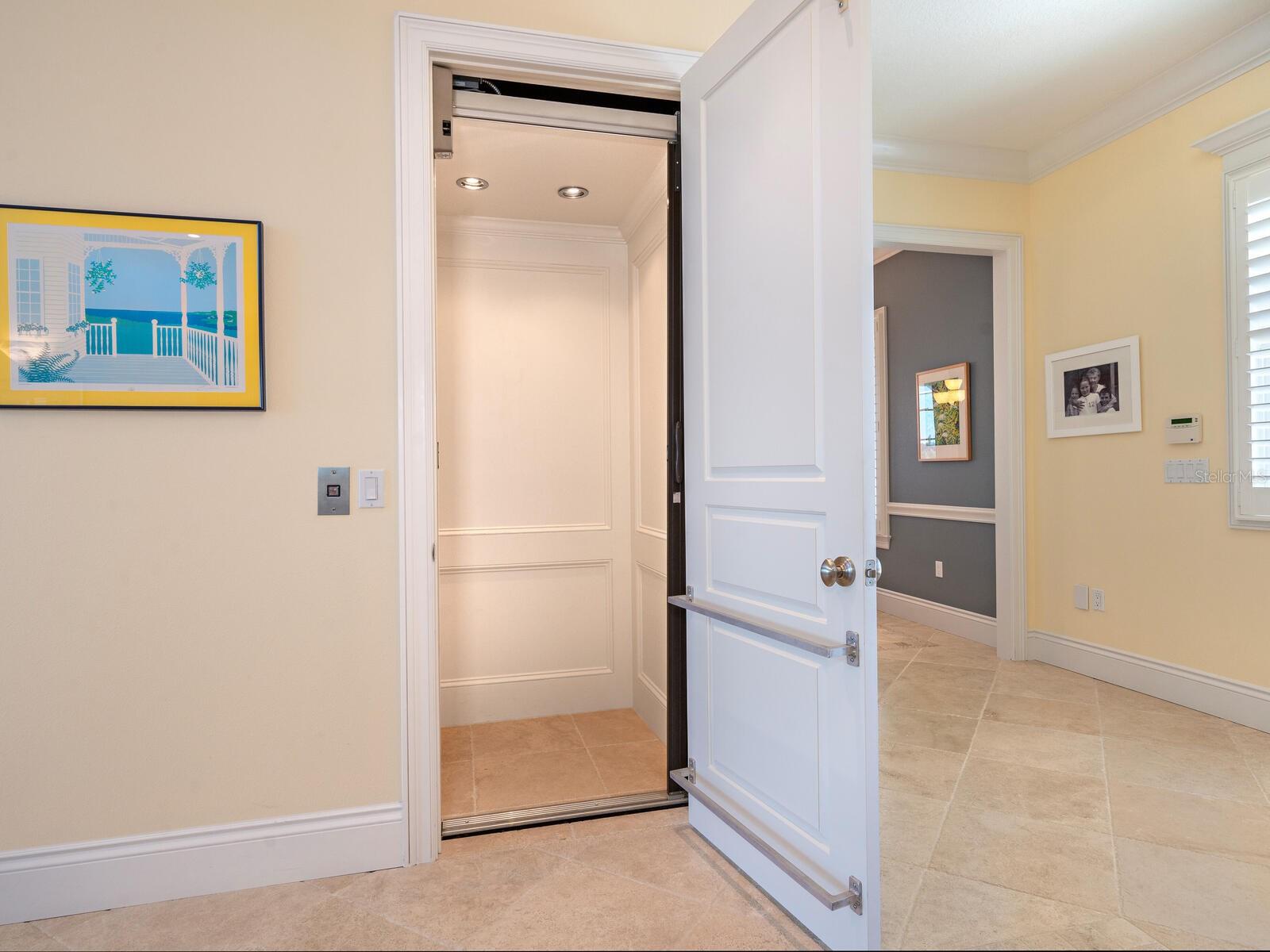 CASEY KEY - Residential