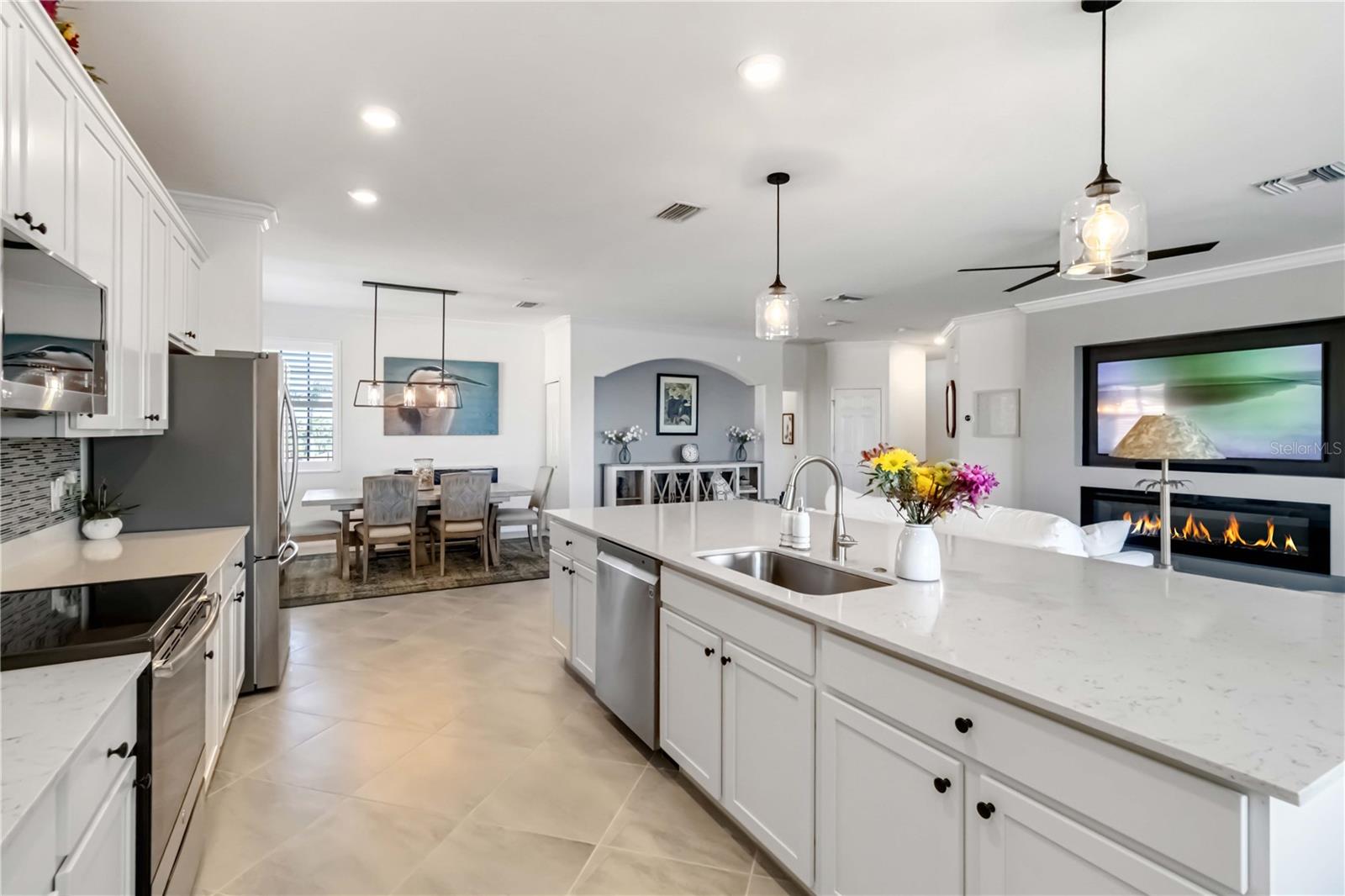 SARASOTA NATIONAL - Residential