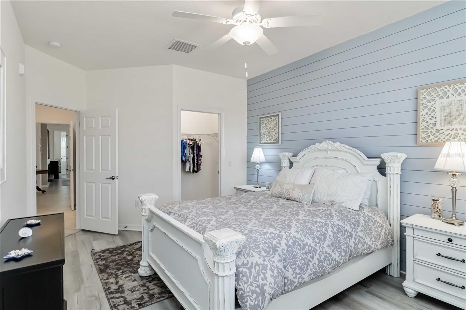 SARASOTA NATIONAL - Residential