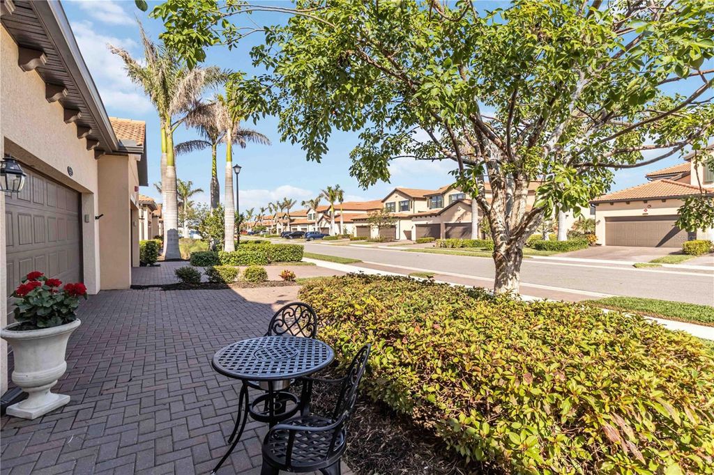 Photo of 10797 Tarflower Drive #202, Venice, FL 34293 (MLS # N6140683)