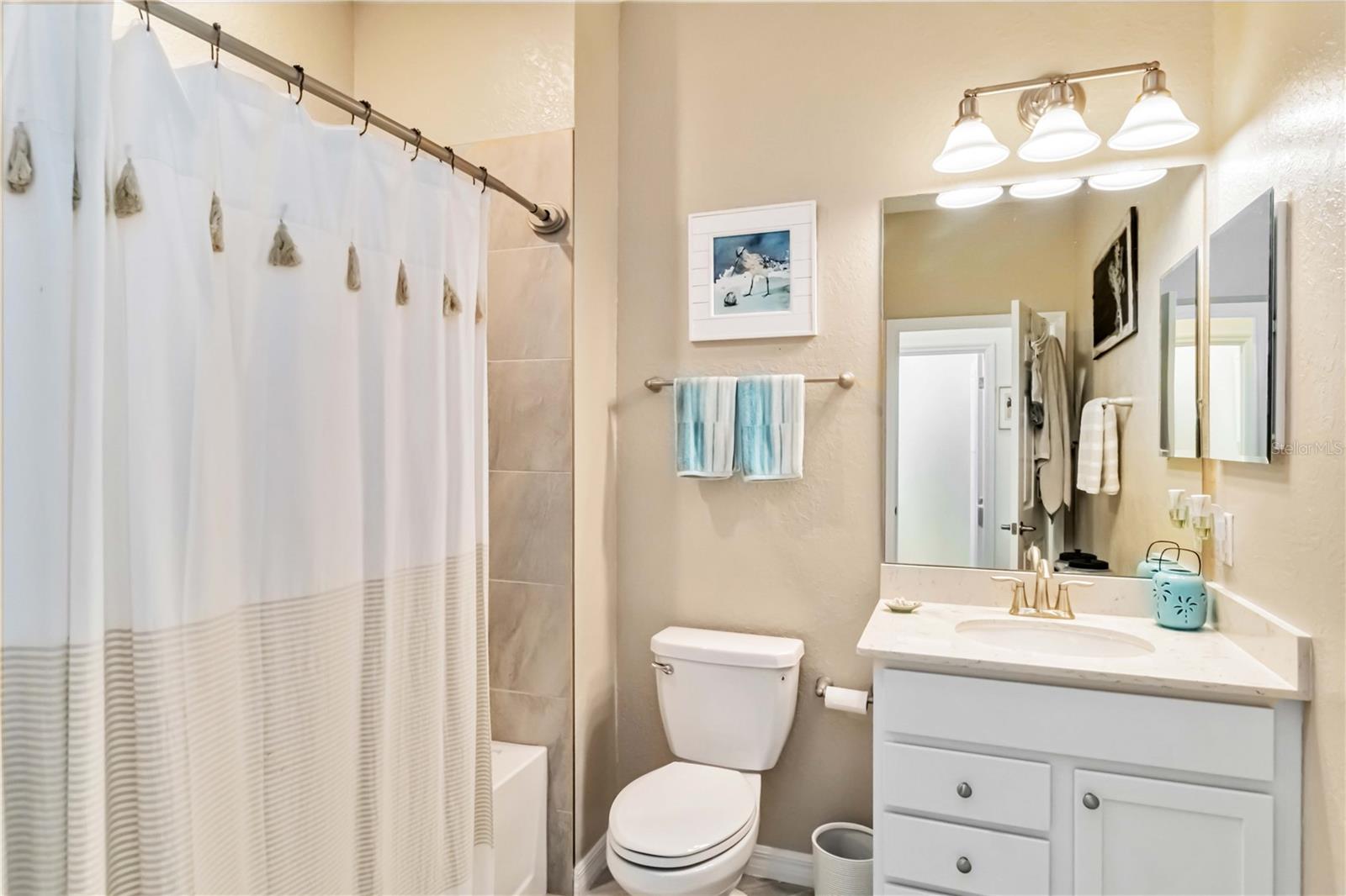 SARASOTA NATIONAL - Residential