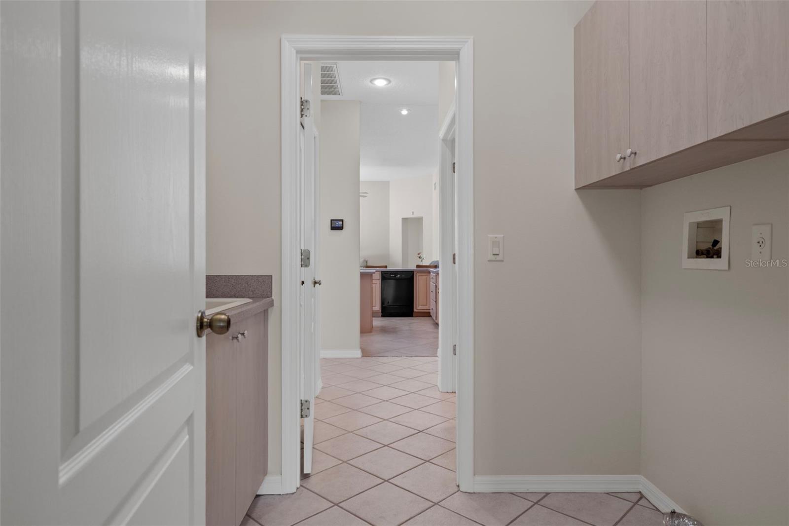 HAMPTON HILLS FIRST ADD - Residential