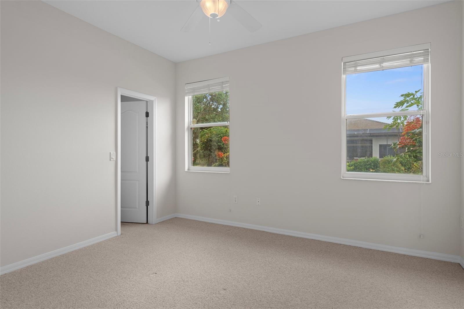 HAMPTON HILLS FIRST ADD - Residential