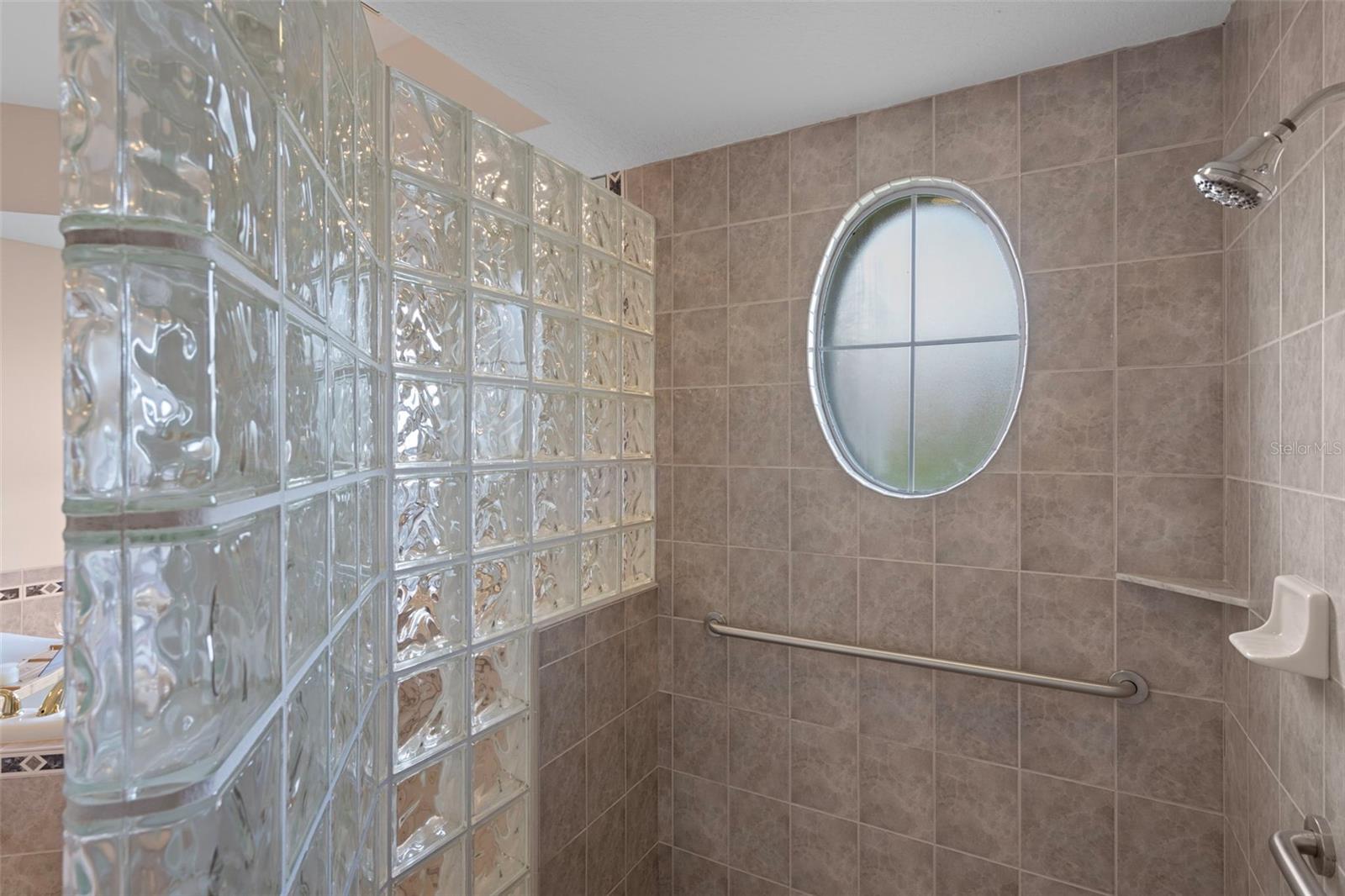 HAMPTON HILLS FIRST ADD - Residential