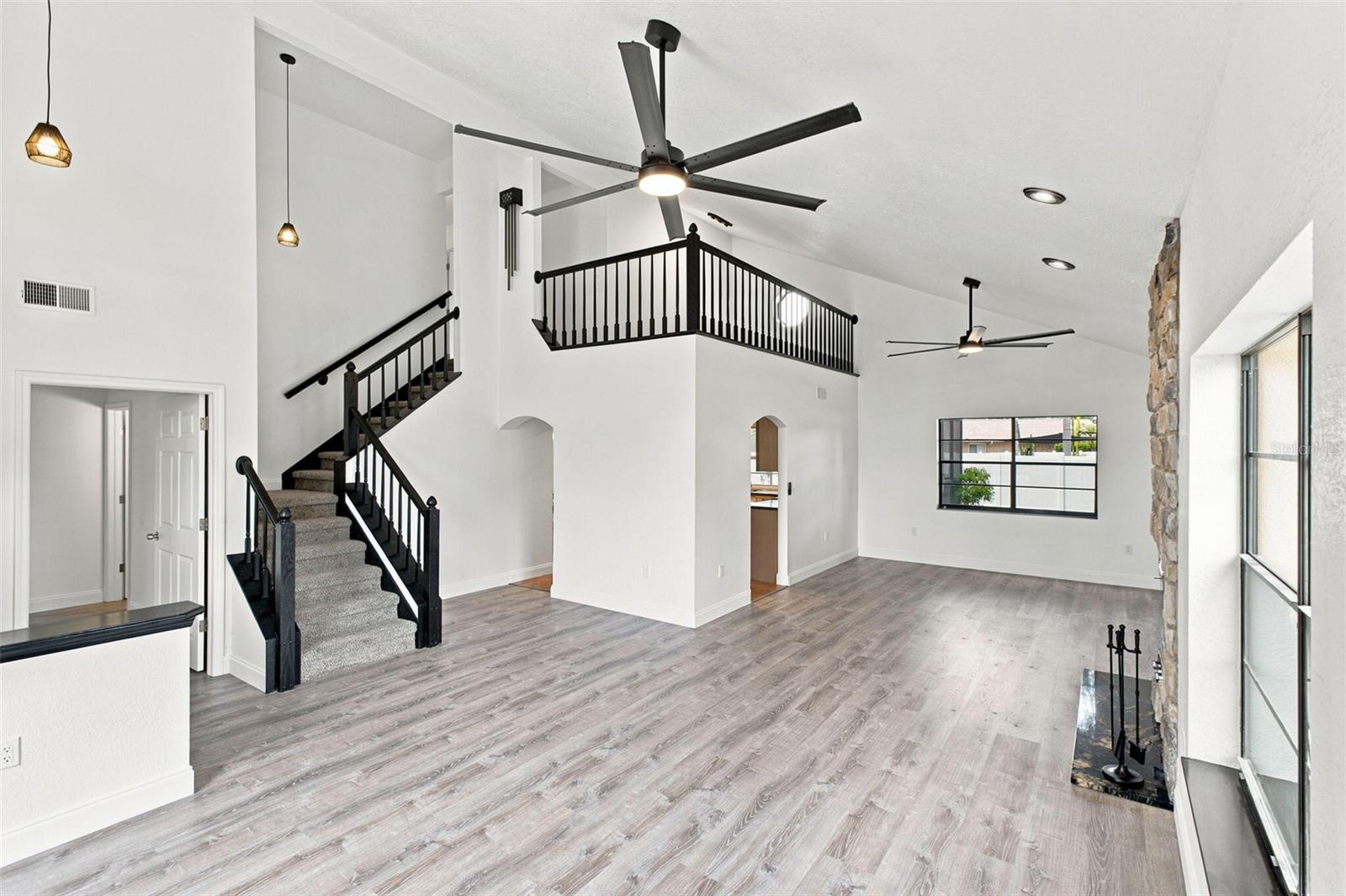 5509 GANNETT COURT