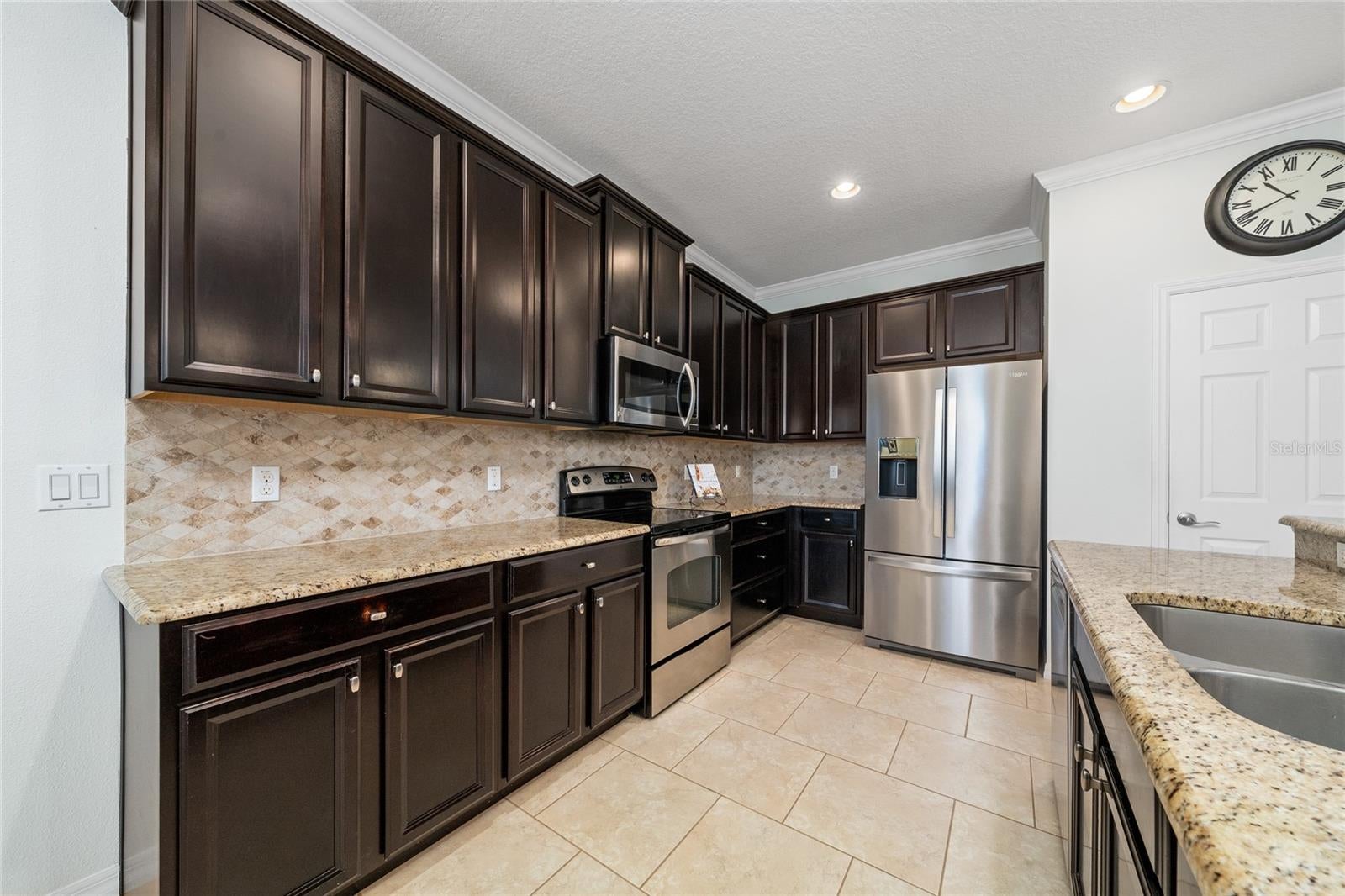 2202 REDMARK LANE