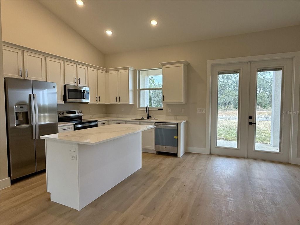 Photo of 2712 W Nogales Road, Avon Park, FL 33825 (MLS # A4681802)